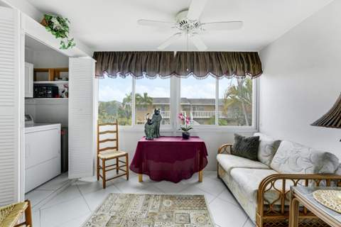 2132 NE 1st Way #201, Boynton Beach FL - photo 11 of 25
