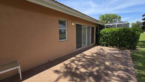 5622 Royal Lake Circle, Boynton Beach FL - photo 10 of 25