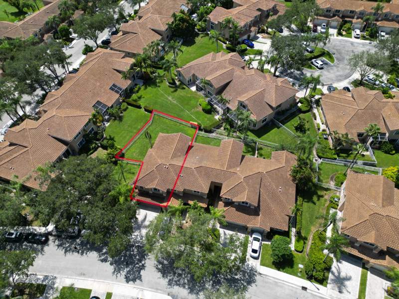 3 bedroom Townhouse at 15822 SW 10th Street, Hollywood Lakes Country Club And, Pembroke Pines — photo 3