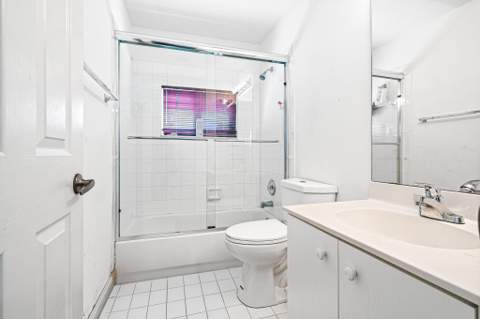 15822 SW 10th Street, Pembroke Pines FL - photo 19 of 39