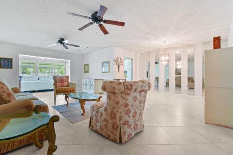 1097 Circle Terrace #C, Delray Beach FL - photo 6 of 36