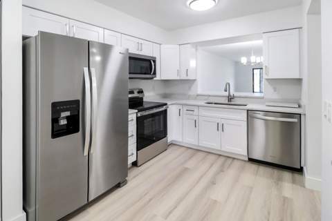 7270 Ashford Place #106, Delray Beach FL - photo 10 of 55