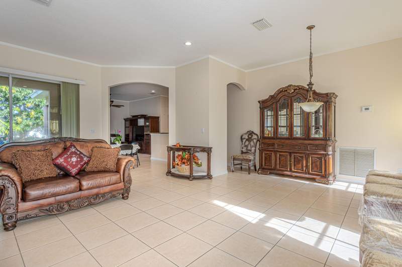 4 bedroom Single Family Residence at 1518 SW Hutchins Street, Port St Lucie Section 4, Port St. Lucie — photo 4