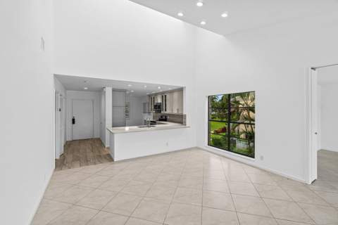23 Eastgate Drive #B, Boynton Beach FL - photo 11 of 57