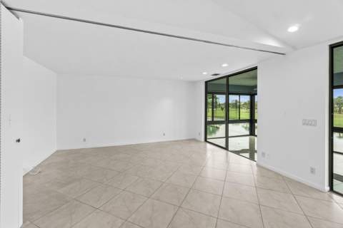 23 Eastgate Drive #B, Boynton Beach FL - photo 17 of 57