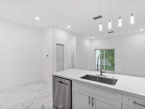 533 NW 16th Avenue, Fort Lauderdale FL - photo 8 of 27