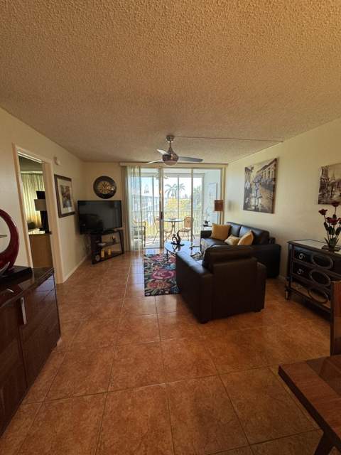 2010 S Federal Highway #I 405, Boynton Beach FL - photo 14 of 30