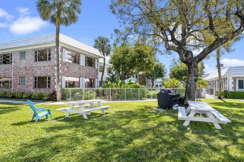 2 bedroom Condominium at 418 S Cypress Road #128, Virginian Apartments, Pompano Beach — photo 5