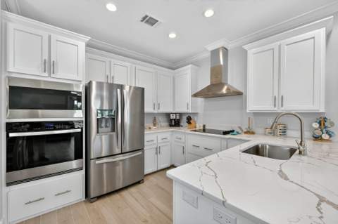 300 NE Coastal Drive, Jensen Beach FL - photo 8 of 44