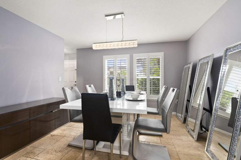 4 bedroom Single Family Residence at 6124 NW Butterfly Orchid Place, Winterlakes, Port St. Lucie — photo 5