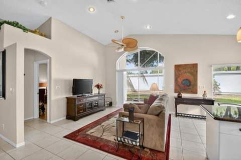 10299 Utopia Circle, Boynton Beach FL - photo 14 of 50