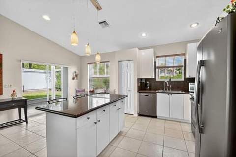 10299 Utopia Circle, Boynton Beach FL - photo 17 of 50