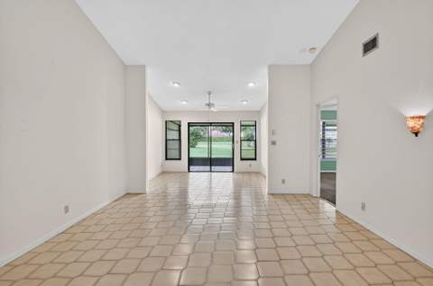 5477 Atlantic Palm Court #B, Boynton Beach FL - photo 14 of 54