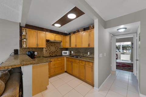5 Newport A, Deerfield Beach FL - photo 8 of 34