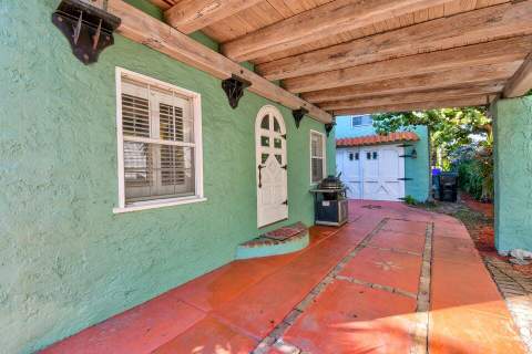 121 S B Street, Lake Worth Beach FL - photo 6 of 30