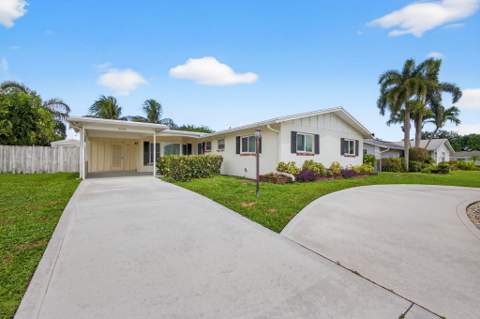 4359 Gardenia Drive, Palm Beach Gardens FL - photo 10 of 51