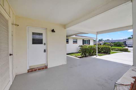 4359 Gardenia Drive, Palm Beach Gardens FL - photo 14 of 51