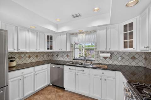 4359 Gardenia Drive, Palm Beach Gardens FL - photo 17 of 51