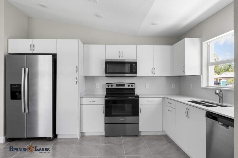 1 bedroom Single Family Residence at 4 Rio De Palmas, Spanish Lakes Country Club Village, Fort Pierce — photo 5