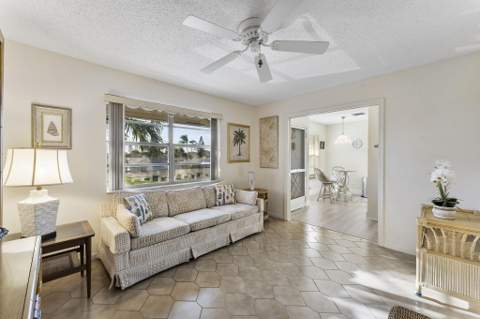 1050 Citrus #202, Delray Beach FL - photo 6 of 26