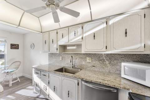 1050 Citrus #202, Delray Beach FL - photo 11 of 26