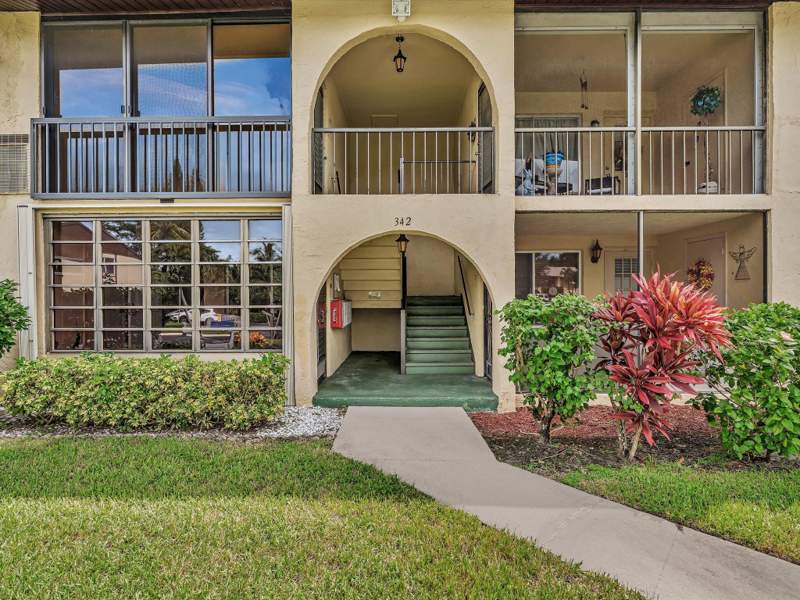 1 bedroom Condominium at 342 Pine Ridge Circle #D-2, Pine Ridge III Condo, Greenacres — photo 4
