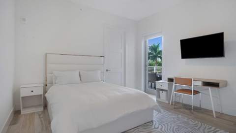 155 E Boca Raton Road #301, Boca Raton FL - photo 24 of 60