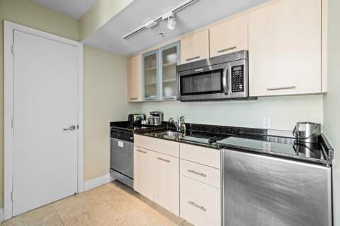 2670 E Sunrise Boulevard #1202, Fort Lauderdale FL - photo 10 of 32