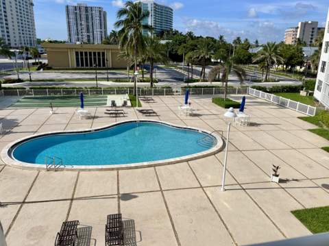 201 N Ocean Boulevard #302, Pompano Beach FL - photo 23 of 39