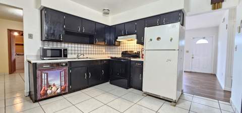 632 SW 13th Street, Belle Glade FL - photo 10 of 25