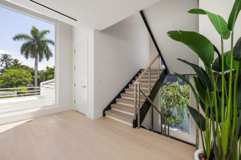 812 Palm Trail, Delray Beach FL - photo 22 of 88