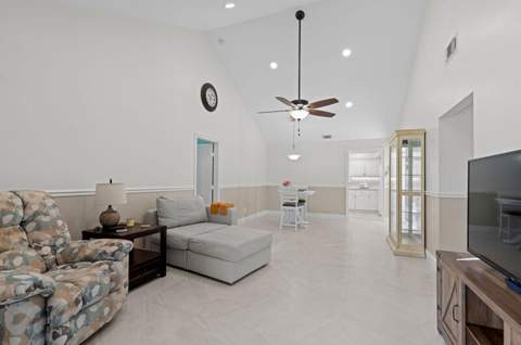 702 Wingfoot Drive #D, Jupiter FL - photo 16 of 39