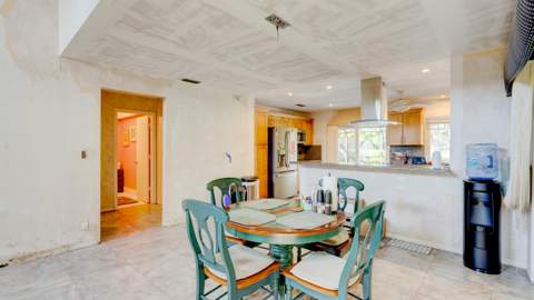 634 W Lakewoode Circle, Delray Beach FL - photo 13 of 59