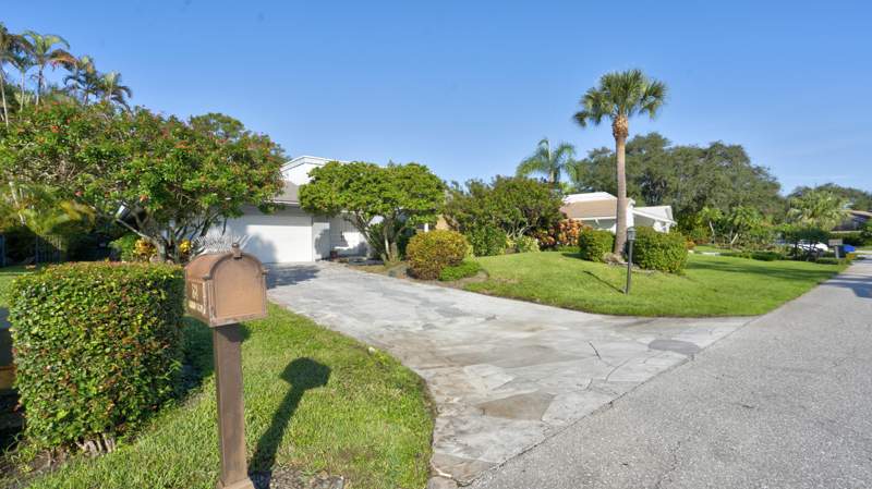 3 bedroom Single Family Residence at 634 W Lakewoode Circle, Lakewoode Sec I, Delray Beach — photo 5