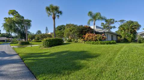 634 W Lakewoode Circle, Delray Beach FL - photo 8 of 59