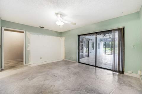 8421 Bonita Isle Drive, Lake Worth FL - photo 16 of 39