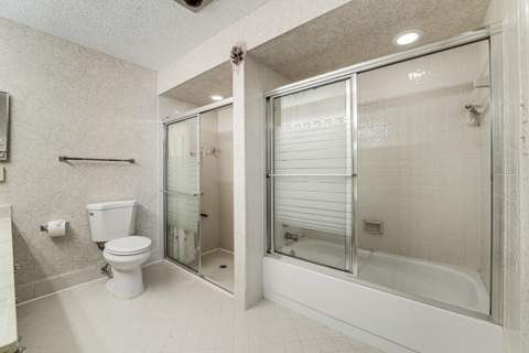 8421 Bonita Isle Drive, Lake Worth FL - photo 19 of 39