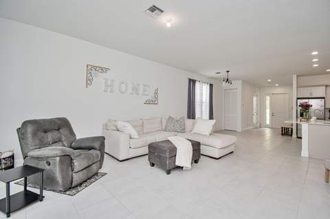 16420 Sandy Shore Drive, Loxahatchee FL - photo 9 of 43