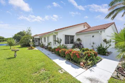 8421 Bonita Isle Drive, Lake Worth FL - photo 24 of 39