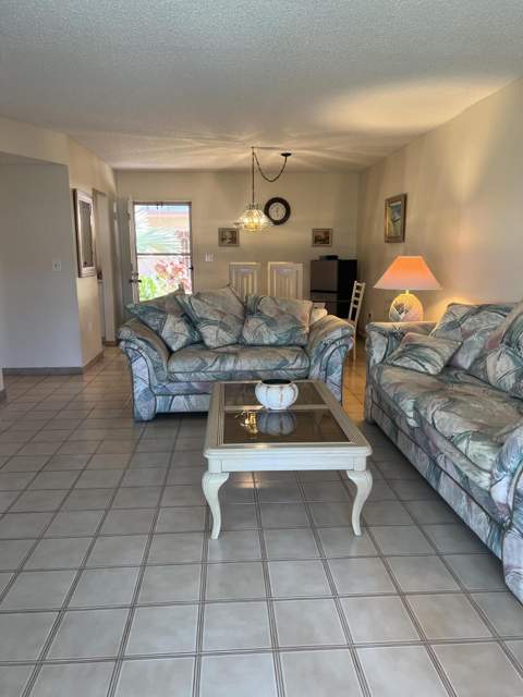 504 Davis Road #95, Palm Springs FL - photo 10 of 33
