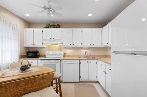 21734 Arriba Real #32b, Boca Raton FL - photo 10 of 27
