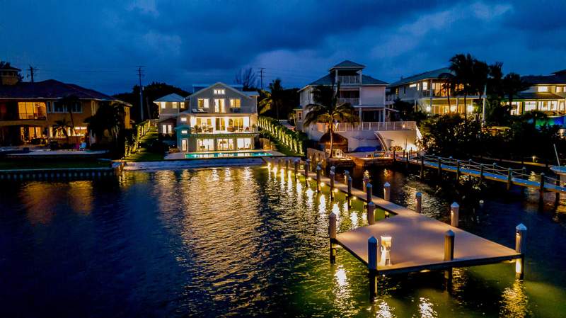 6 bedroom Single Family Residence at 18119 SE Federal Highway, Sandy Depths, Jupiter — photo 5