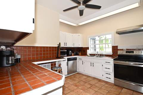 701 W Ocean Avenue, Boynton Beach FL - photo 7 of 54