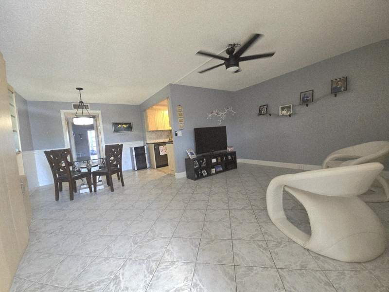 1 bedroom Condominium at 2010 Westbury F #2010, Westbury F Condo, Deerfield Beach — photo 3