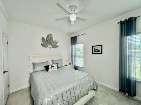 413 Hibiscus Drive, Deerfield Beach FL - photo 7 of 56