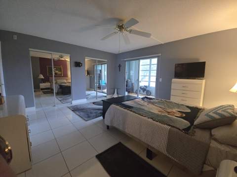2010 Westbury F #2010, Deerfield Beach FL - photo 14 of 27