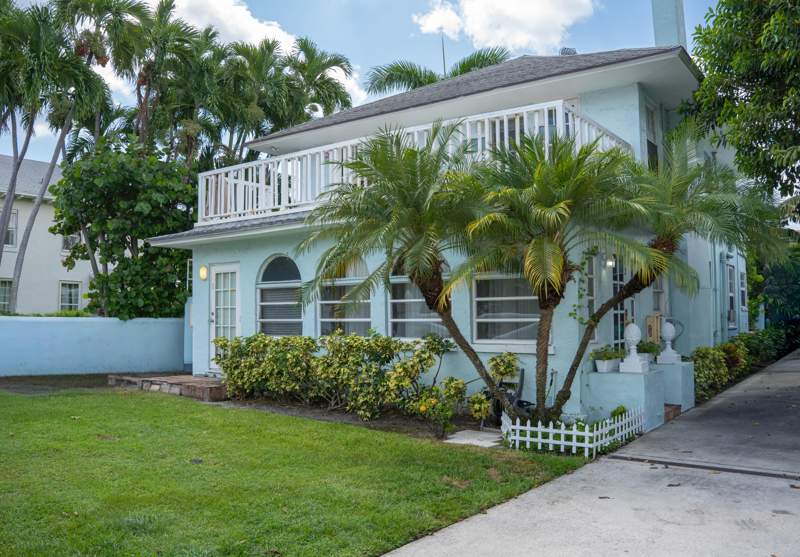 16 bedroom Single Family Residence at 264 Seminole Avenue, Ocean Park H W Robbins Add In, Palm Beach — photo 2