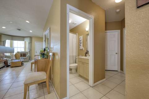 416 Circle Drive, Boynton Beach FL - photo 17 of 25