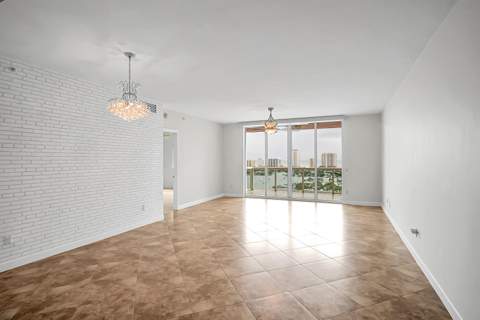 2640 Lake Shore Drive #2011, Riviera Beach FL - photo 22 of 68