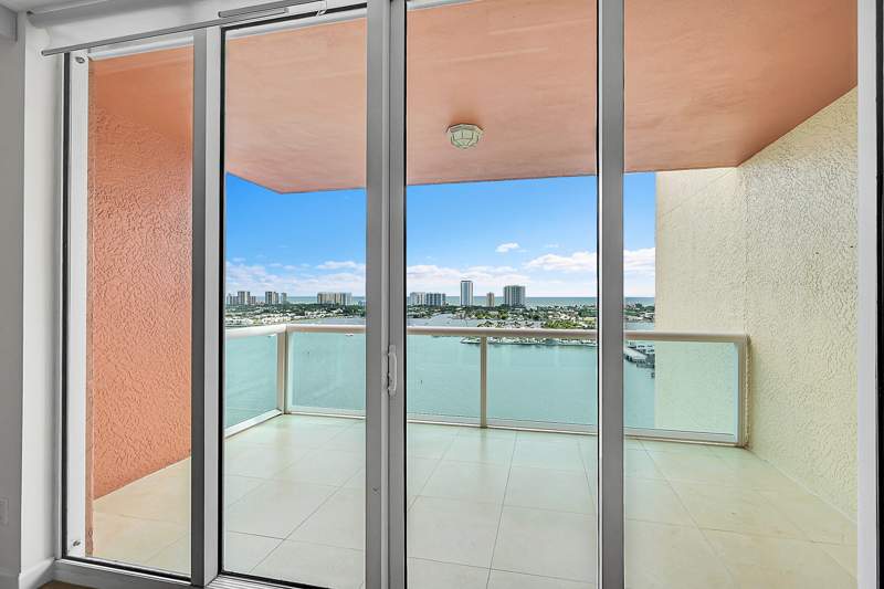 3 bedroom Condominium at 2640 Lake Shore Drive #2011, Marina Grande Riviera Beach Condo, Riviera Beach — photo 2